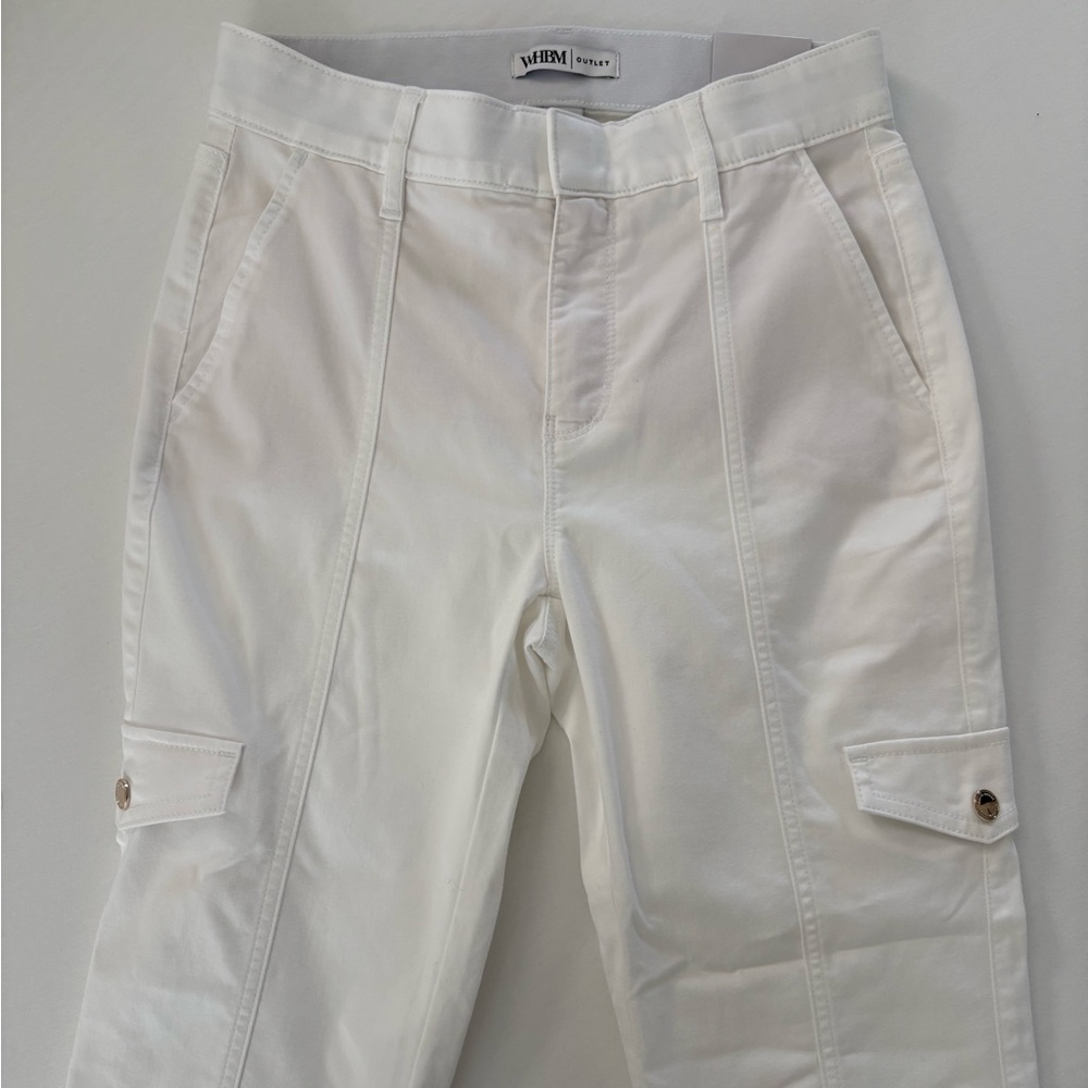 NWT - WHBM outlet High Rise Cropped Cargo Pants in White